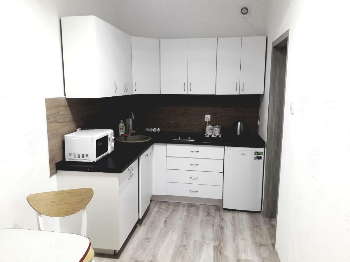 Apartament Check Inn Thorn Exterior foto
