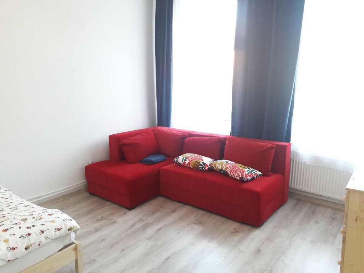 Apartament Check Inn Thorn Exterior foto